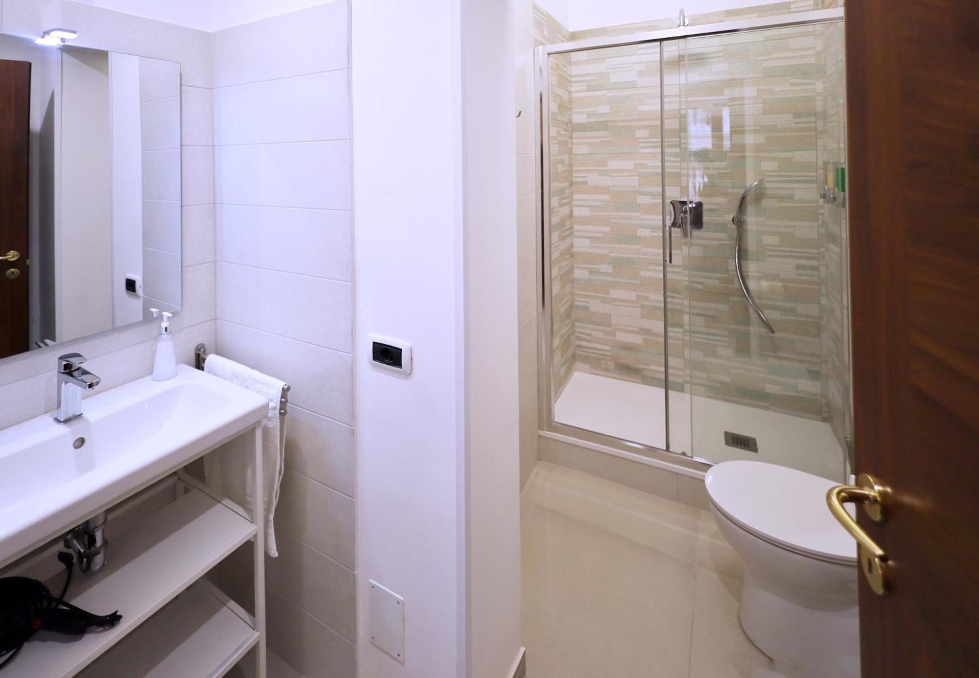 Cataneasy Rooms Eksteriør billede